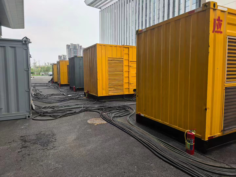 千家镇不同季节柴油发电机组保养有哪些注意事项？